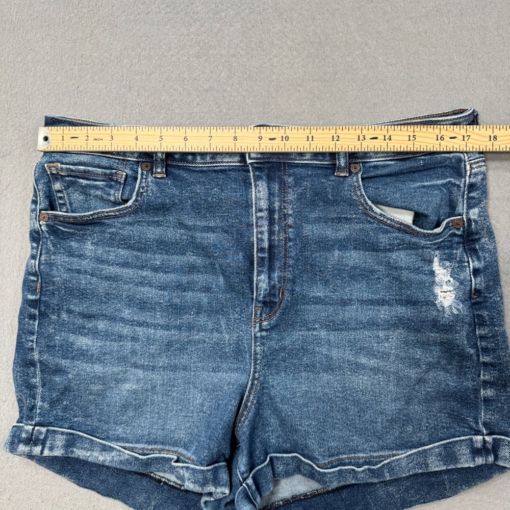American Eagle Shorts Women's 16 Blue Denim Stretch Cuffed High Rise‎ Distressed - Picture 3 of 6